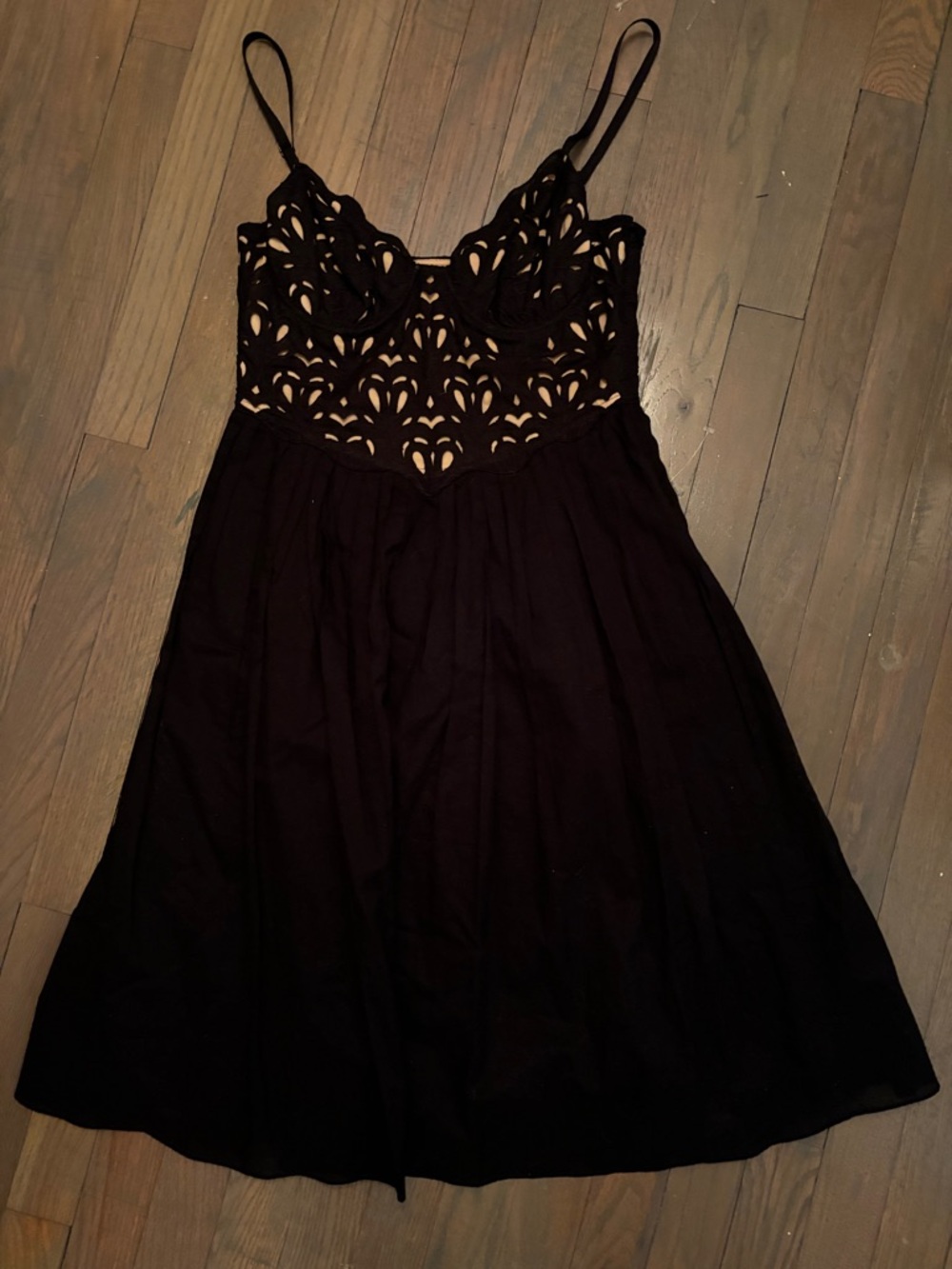 GORGEOUS VINTAGE Lace 
 Dress